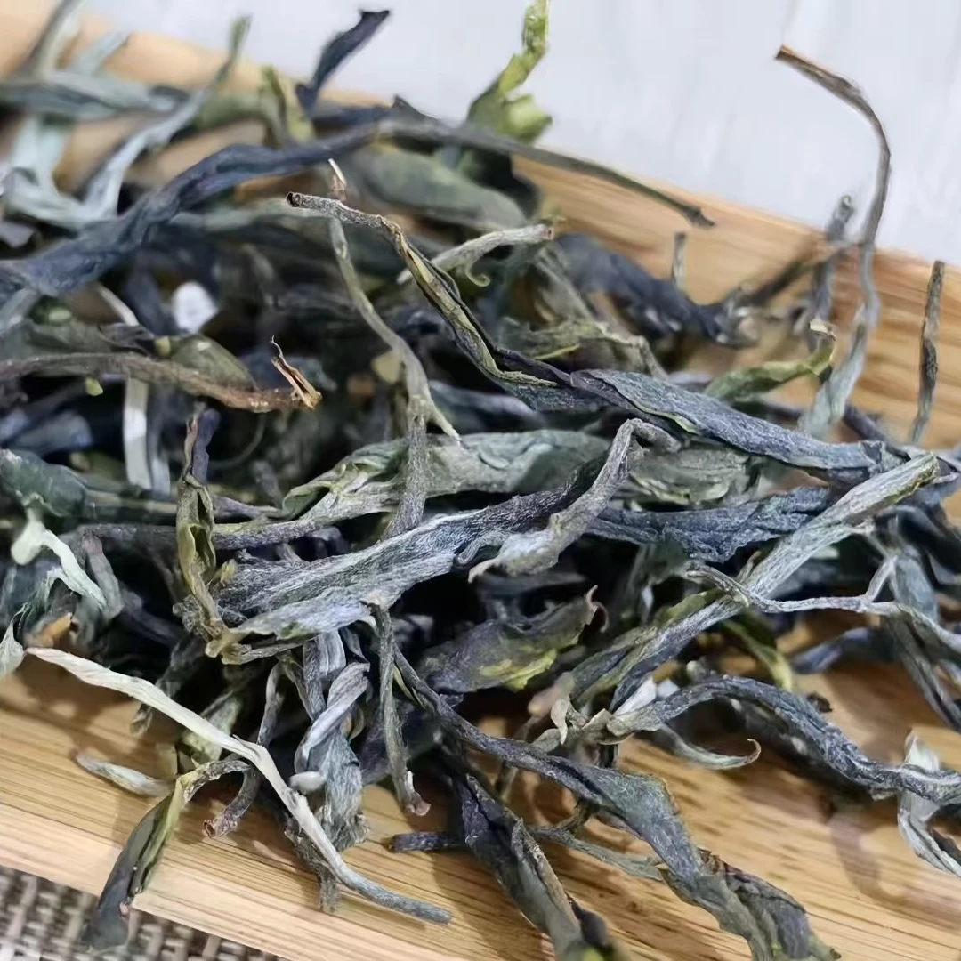 678号-2013年 易武绿大树（春）普洱生茶散茶