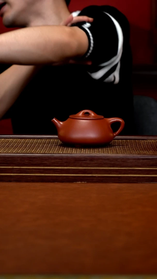 茶壶紫砂  LCC   老朱泥     景舟满瓢     250cc