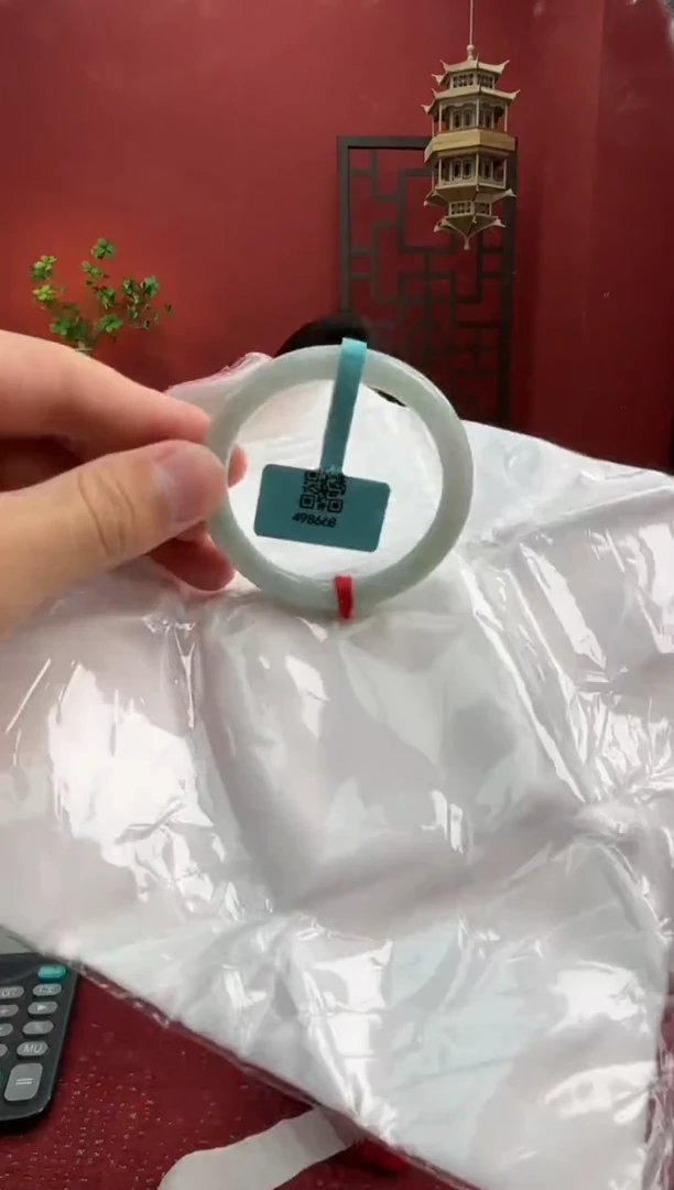 未镶嵌手镯（圆镯）翡翠翡翠手镯4