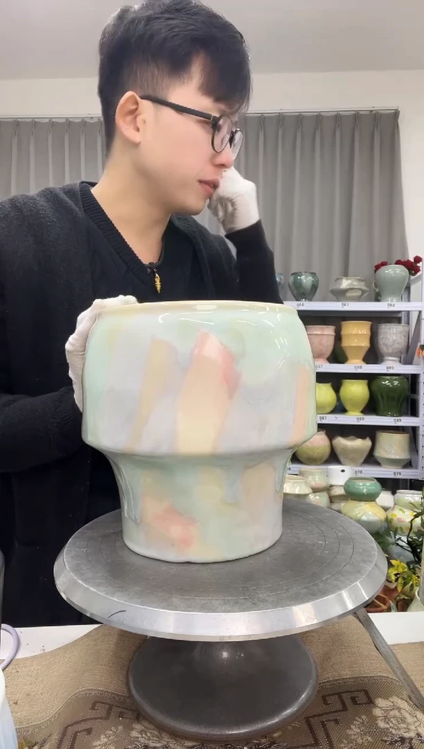 1.5花盆尺寸高： 17   口： 12