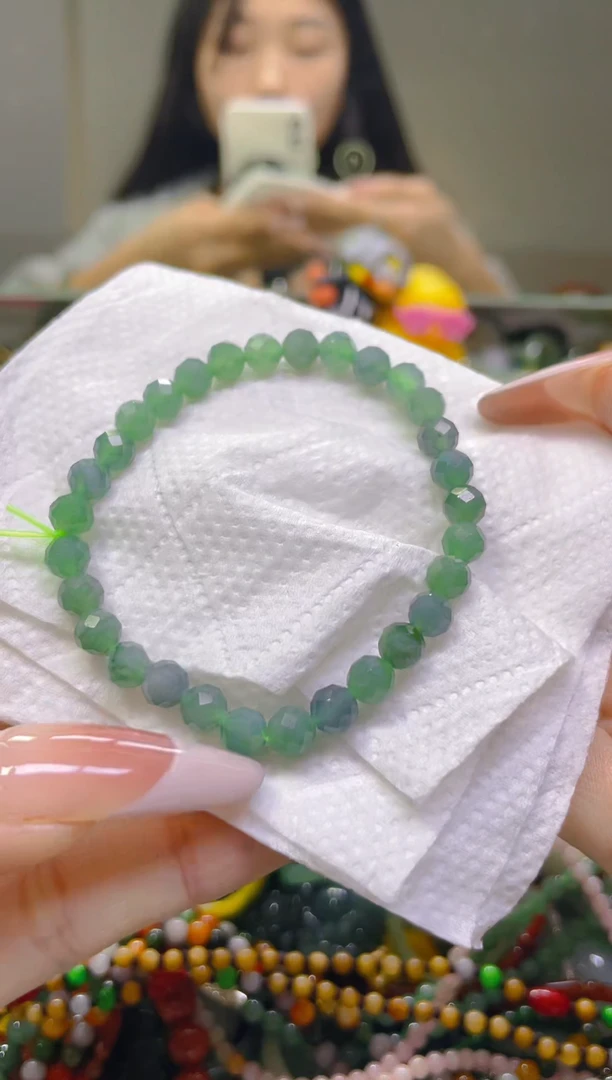 翡翠未镶嵌颈饰5MM/T/翡翠A货一图一物