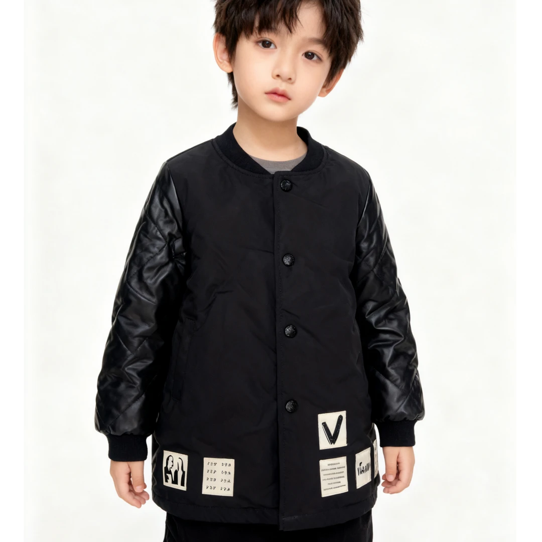 儿童黑色皮面拼接棉服