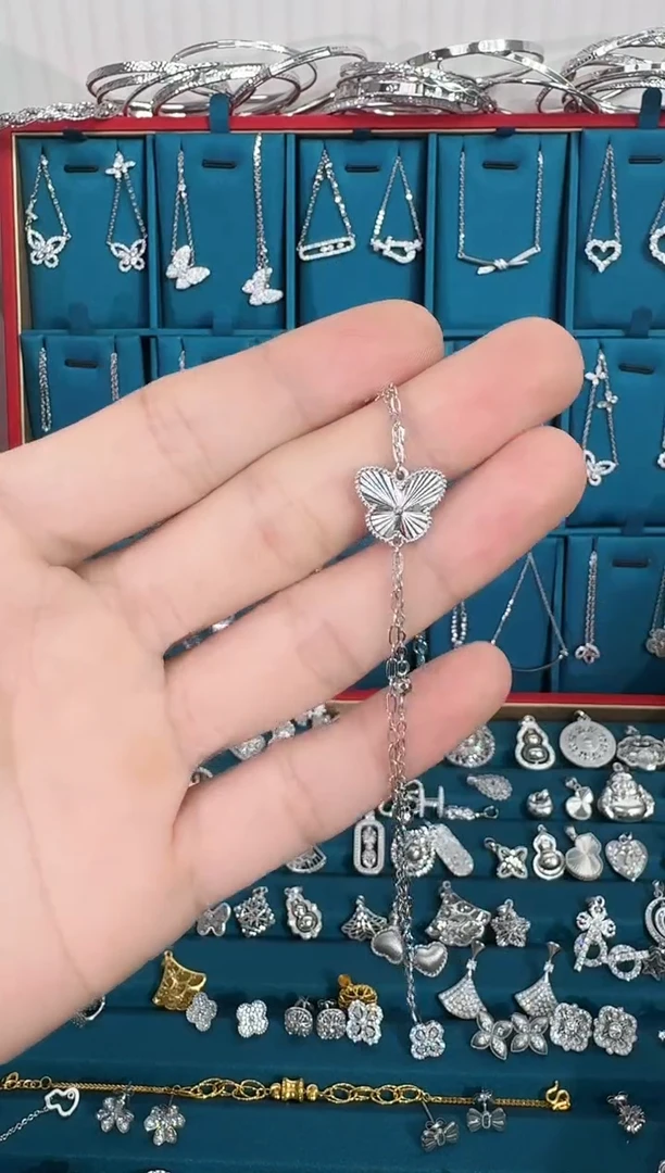 手链定制铂950蝴蝶手链