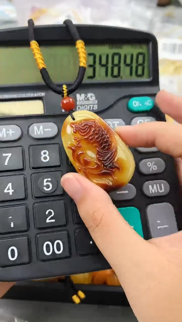 未镶嵌琥珀珠宝奇石202