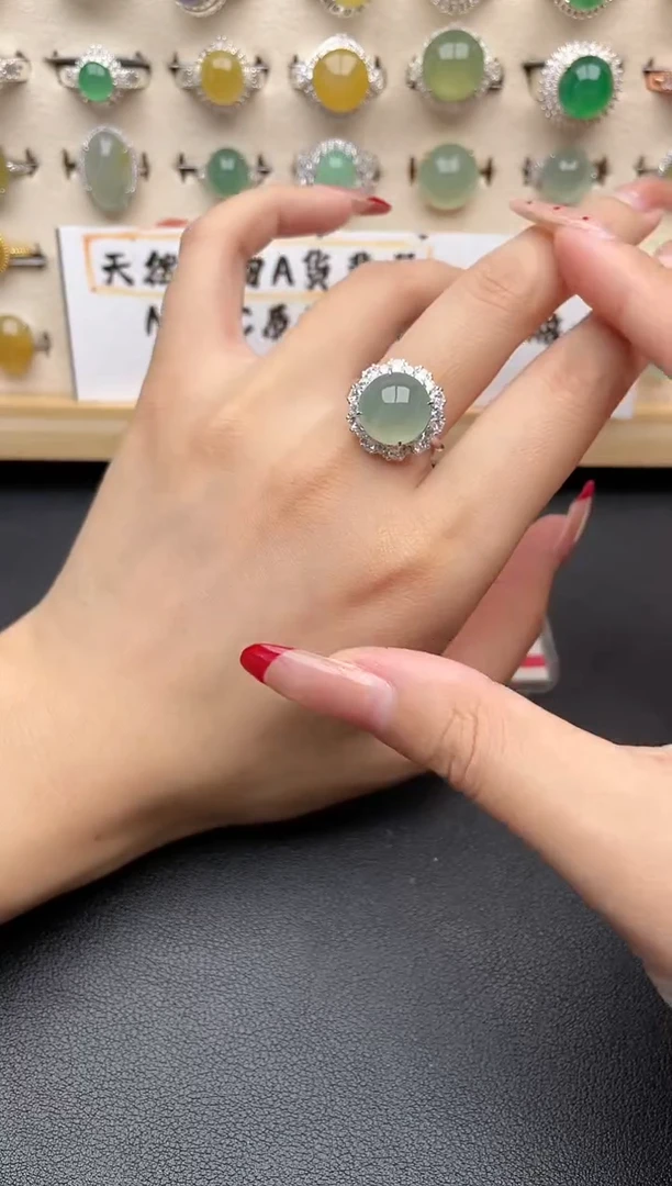 【闪购商品】翡翠戒指银S925镶嵌一物一证一礼盒