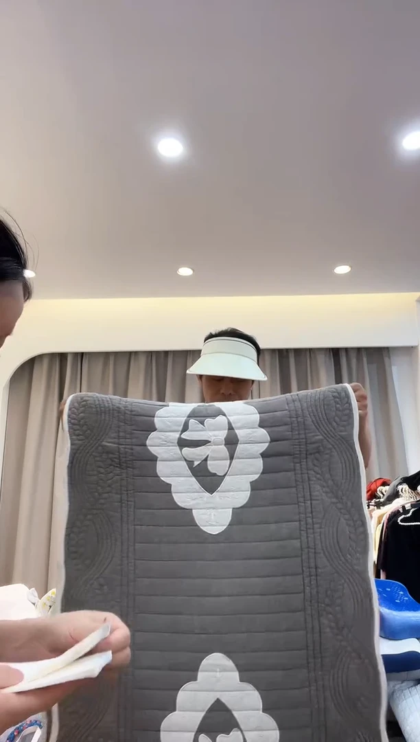 棉棉D05 沙发垫65*230