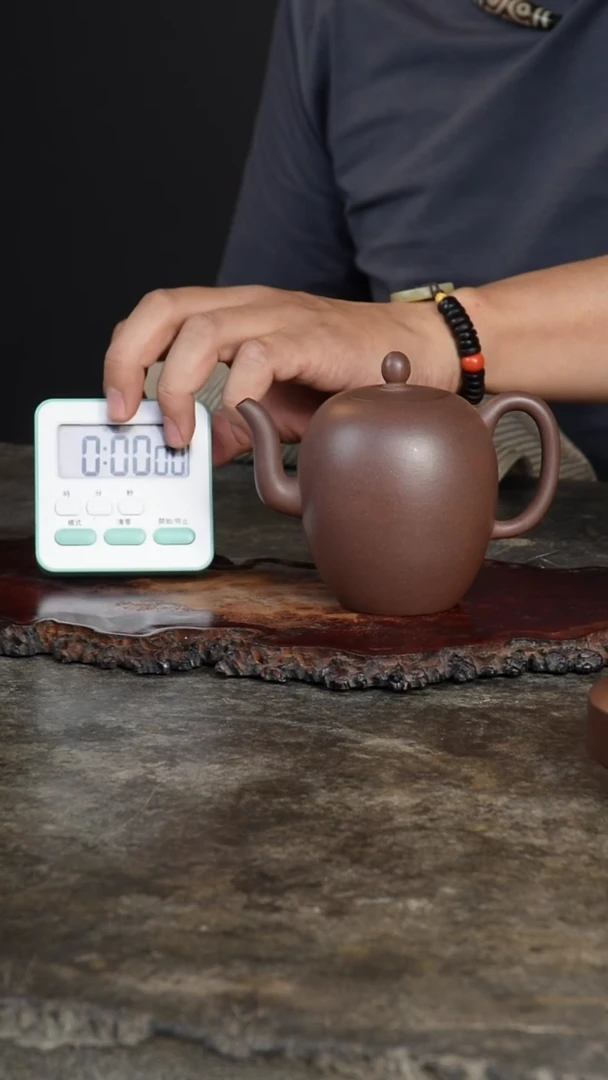 茶壶紫砂一****铭老紫泥美人肩