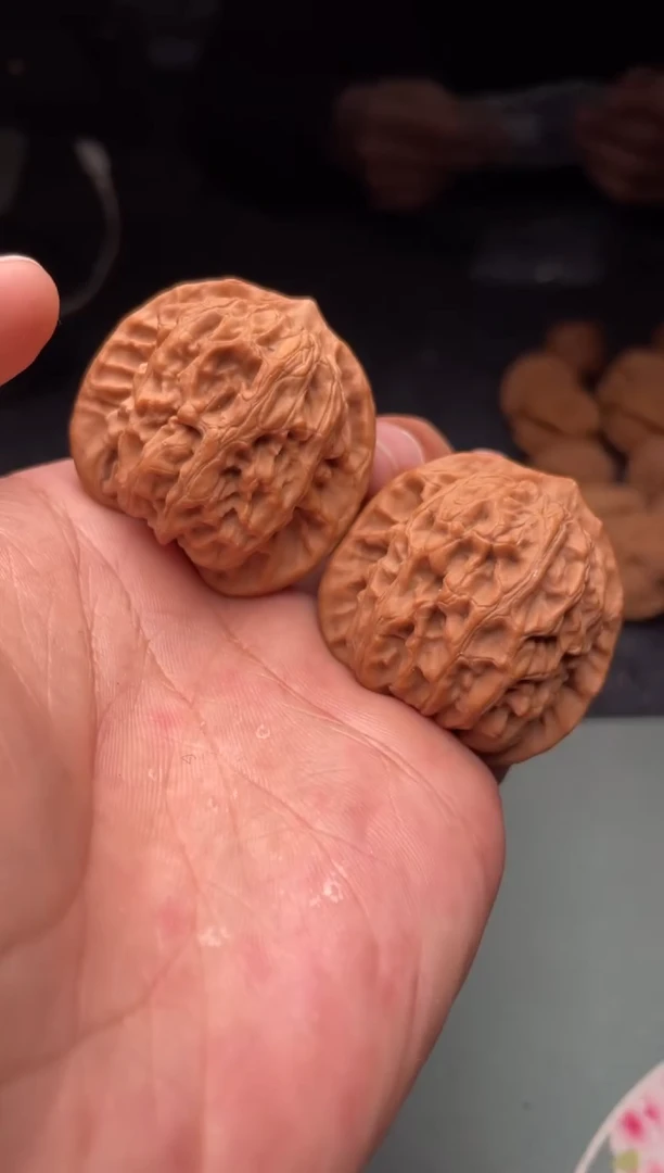 把件文玩核桃a250   龙脉   39尺