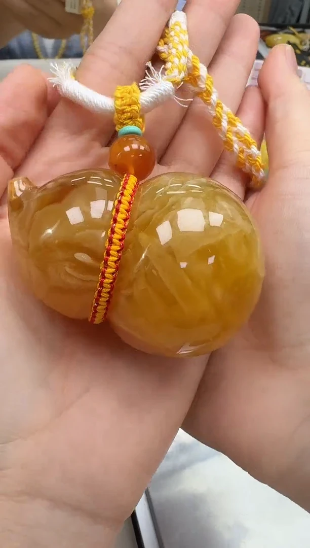 未镶嵌琥珀裸石修补