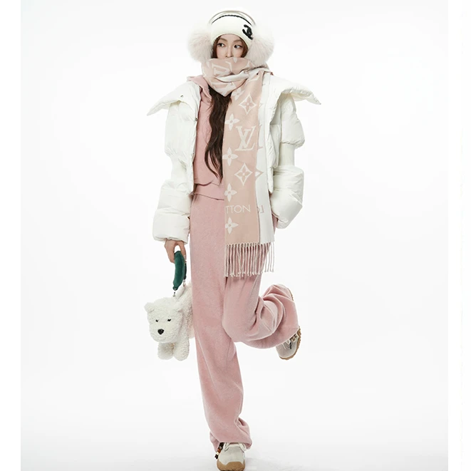 【千寻严选】秋冬时尚气质百搭洋气小众轻奢减龄羽绒服JJD4YRF6083