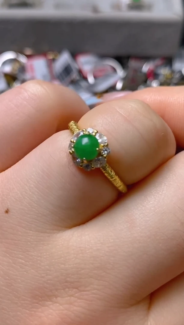 银S925镶嵌戒指翡翠百内无证书