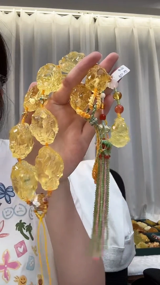 琥珀颈饰未镶嵌项链