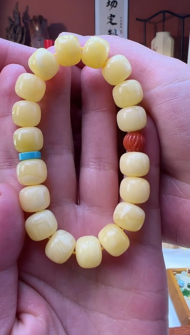 【闪购商品】蜜蜡手串未镶嵌蜜蜡