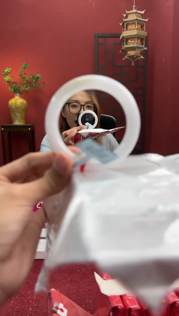 未镶嵌手镯（圆镯）翡翠翡翠手镯2