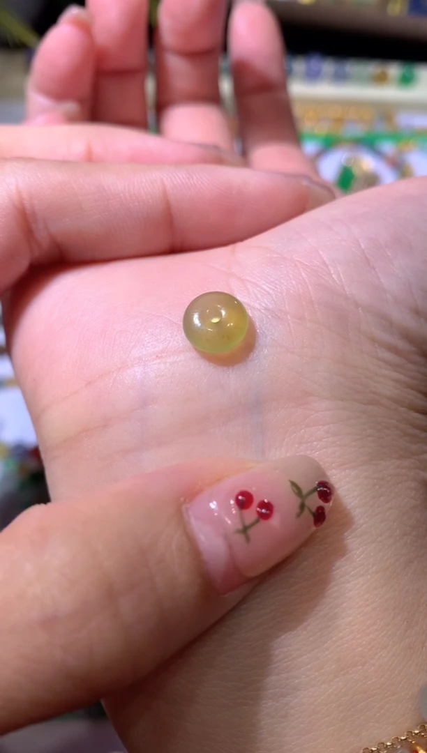 【闪购商品】定制翡翠未镶嵌8.2*3.5平安扣1500+150