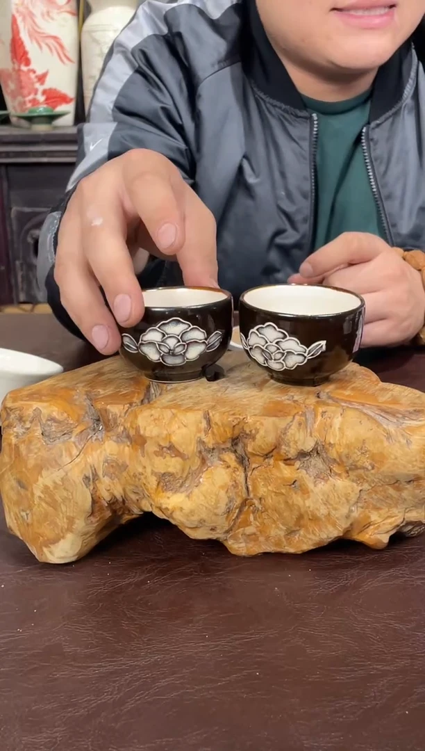 13号链接花釉品茗杯