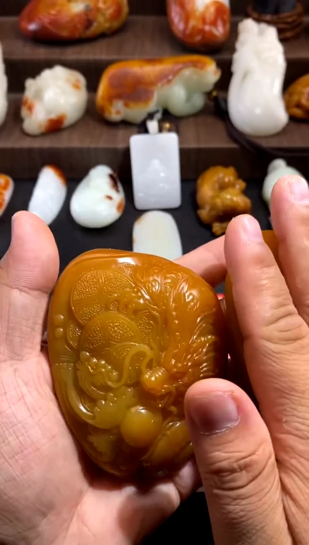 和田玉（糖玉）未镶嵌吊坠(不含链)高**水54485
