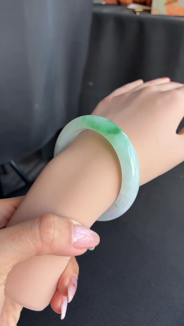 未镶嵌手镯翡翠40号54.6*12.7*8.6正圈