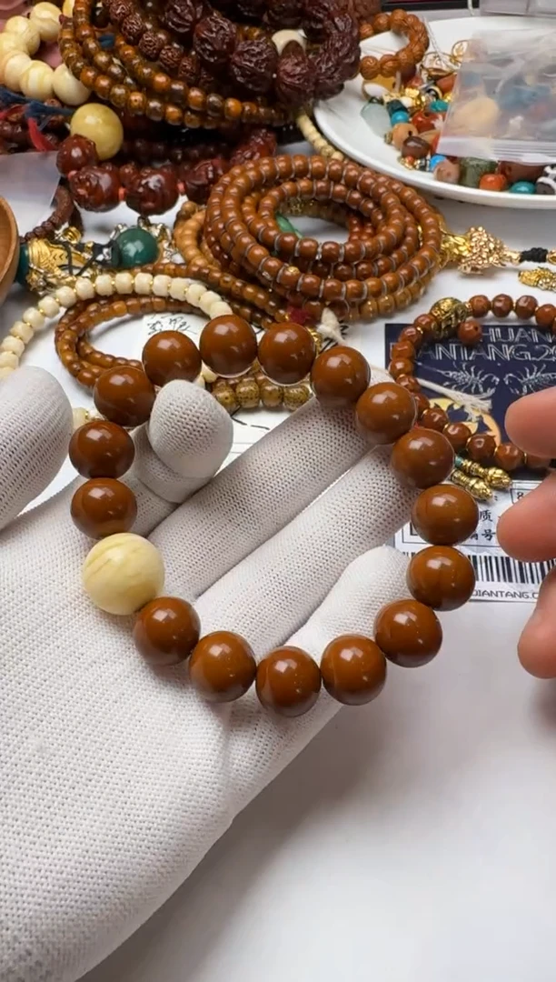 【闪购商品】橄榄核手串橄榄核手串