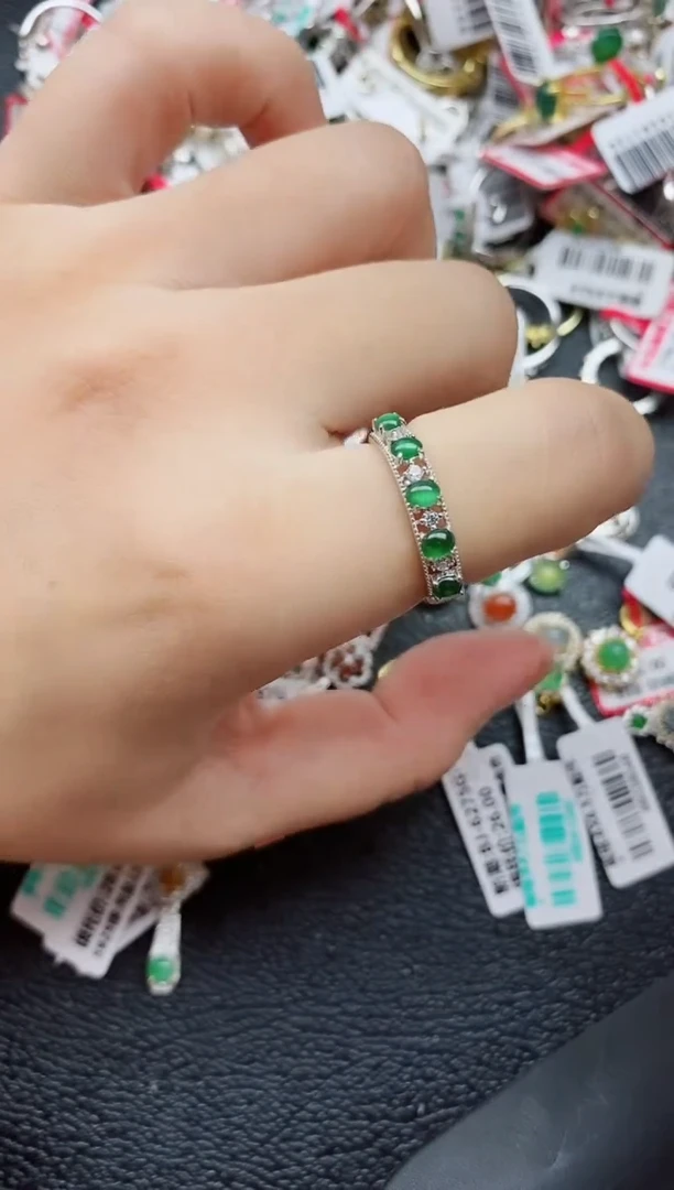 银S925镶嵌戒指翡翠1