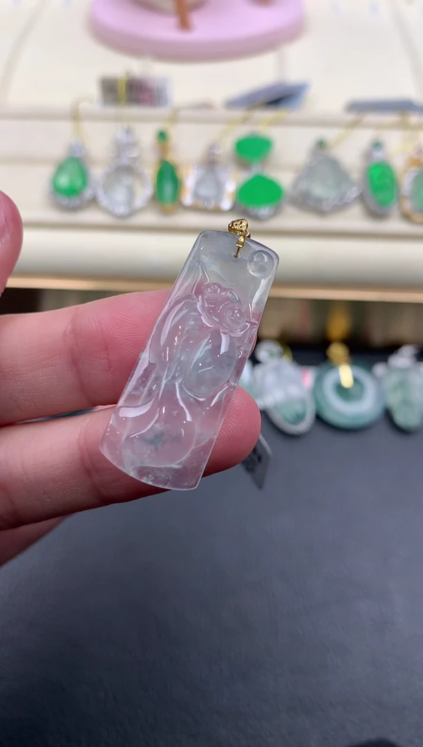 【闪购商品】翡翠颈饰18K金镶嵌D917