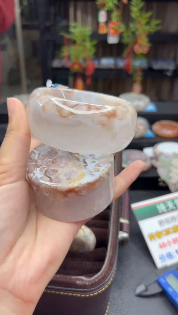 【闪购商品】石英质玉手镯未镶嵌174（65圈赠送镯心）