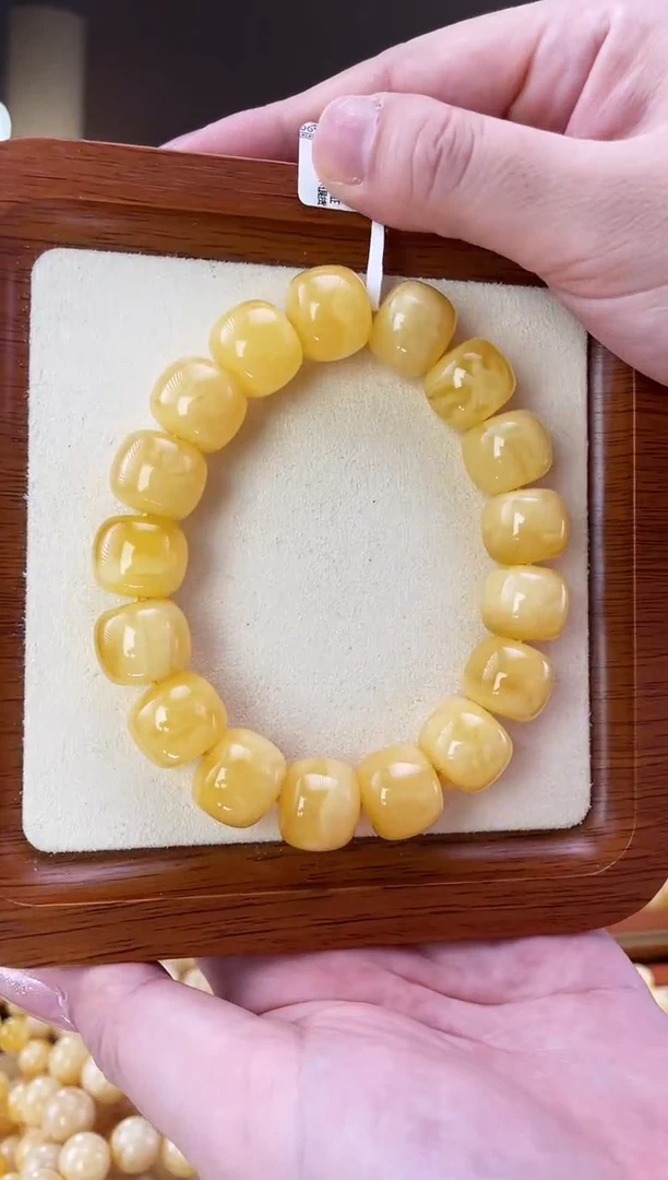 裸石蜜蜡未镶嵌手串