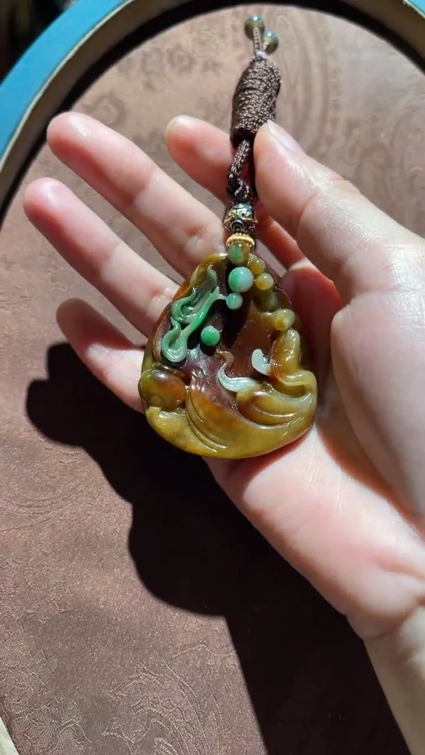 吊坠(不含链)未镶嵌翡翠红翡绿翠