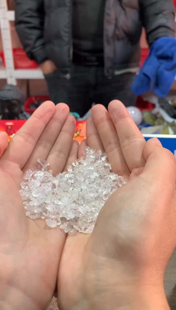 未镶嵌珠宝半成品水晶M**子天然水晶默认微瑕1000克