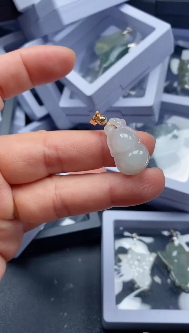 【闪购商品】翡翠未镶嵌吊坠(不含链)39471