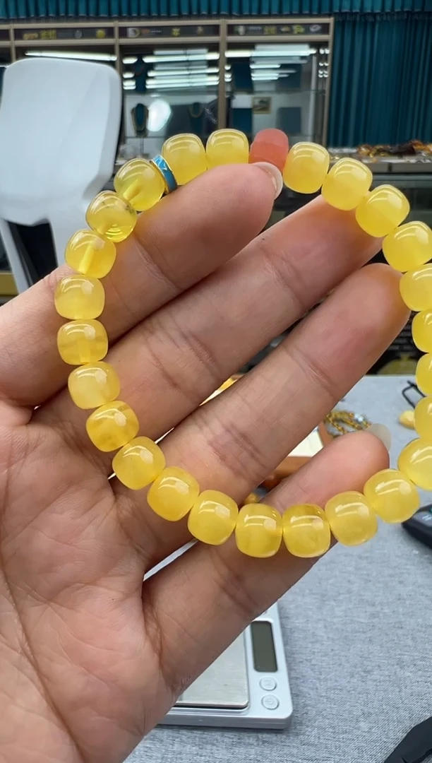 未镶嵌琥珀手串90秒拍号假一罚十