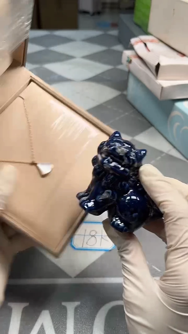 瓷片陶瓷如图所示周边