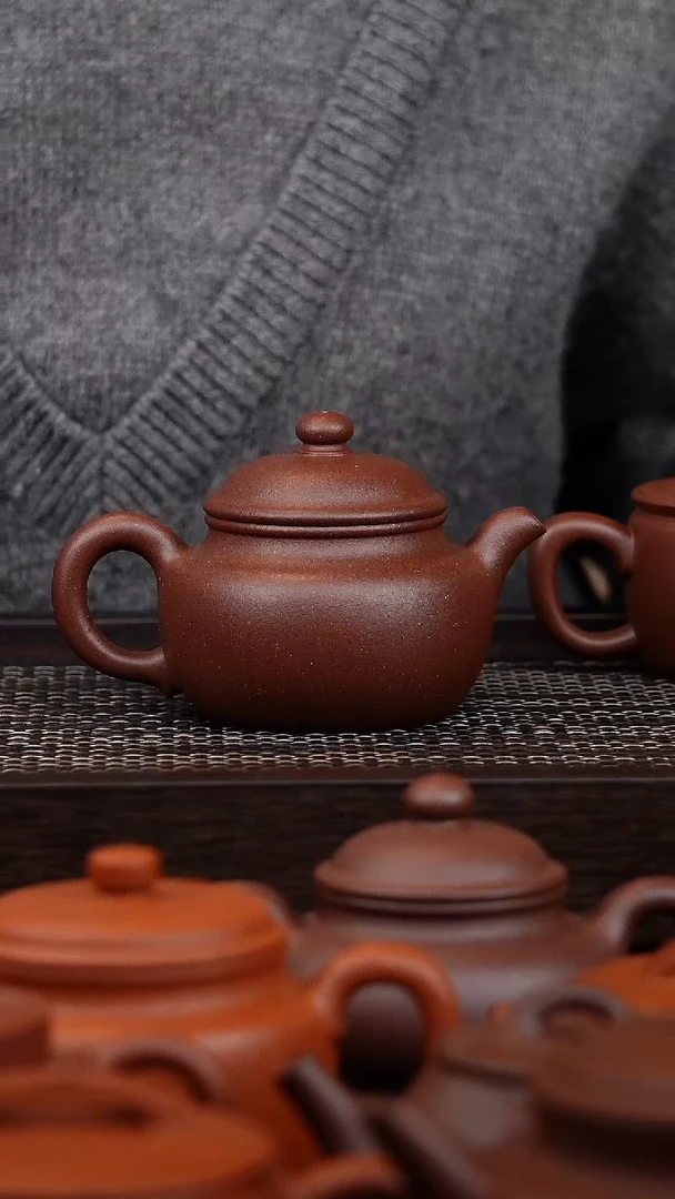 【闪购商品】紫砂茶壶春元莲子 200cc 平台底曹清