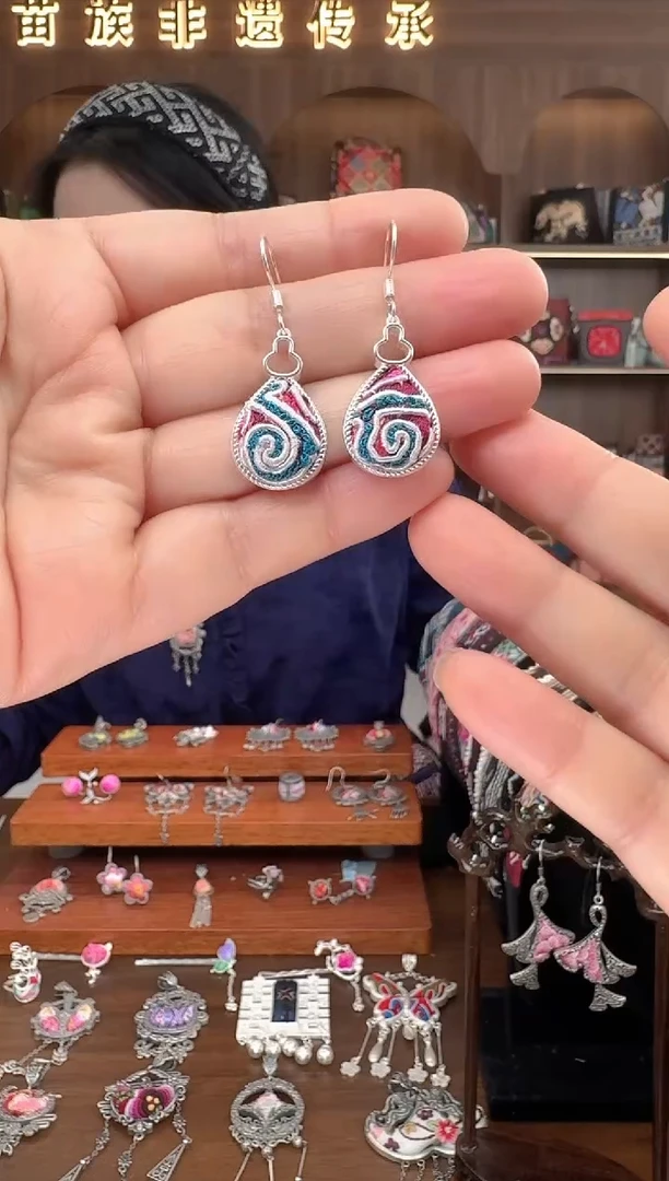 【闪购商品】织绣扶光苗绣传承4