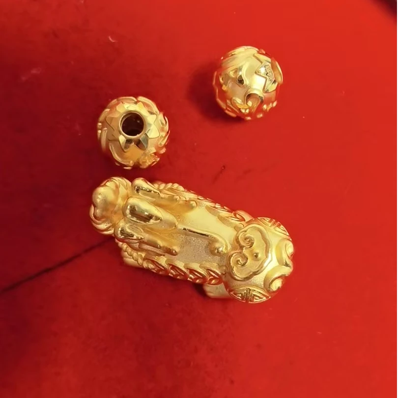 5.24克足金999转运珠貔貅