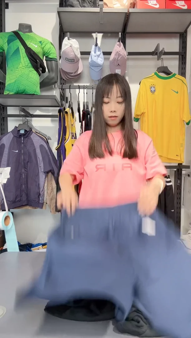 1312编码 耐克卫衣服饰过款为准 尺码 2