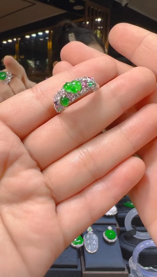 银S925镶嵌戒指翡翠070（多样性发其一）