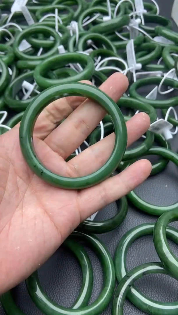 未镶嵌手镯和田玉（碧玉）36-59.8