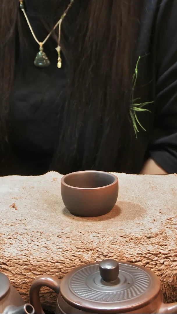 !**牛紫陶素面客杯1个