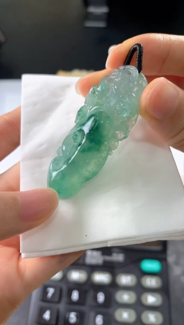 未镶嵌定制翡翠g*毛货抛光