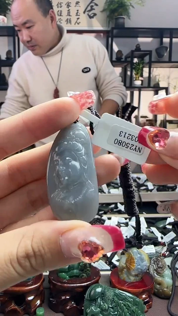 颈饰未镶嵌和田玉3213