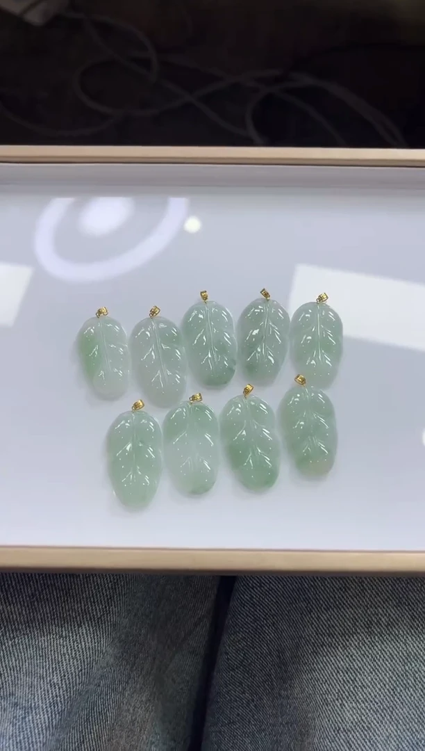 【闪购商品】翡翠颈饰18K金镶嵌C22  多样性发一件/配绳子