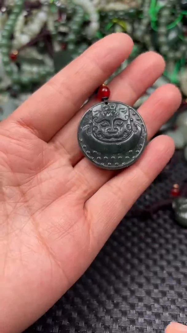 【闪购商品】和田玉颈饰未镶嵌1