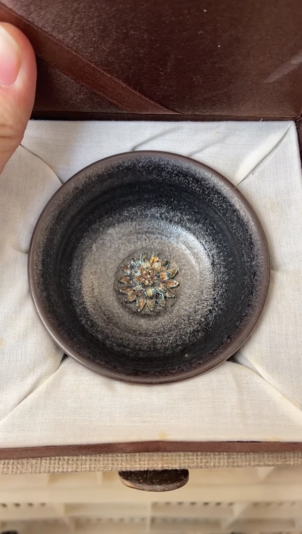 杯子瓷无运费险有瑕疵的摄影的产品有使用过的痕迹有点脏介意勿拍