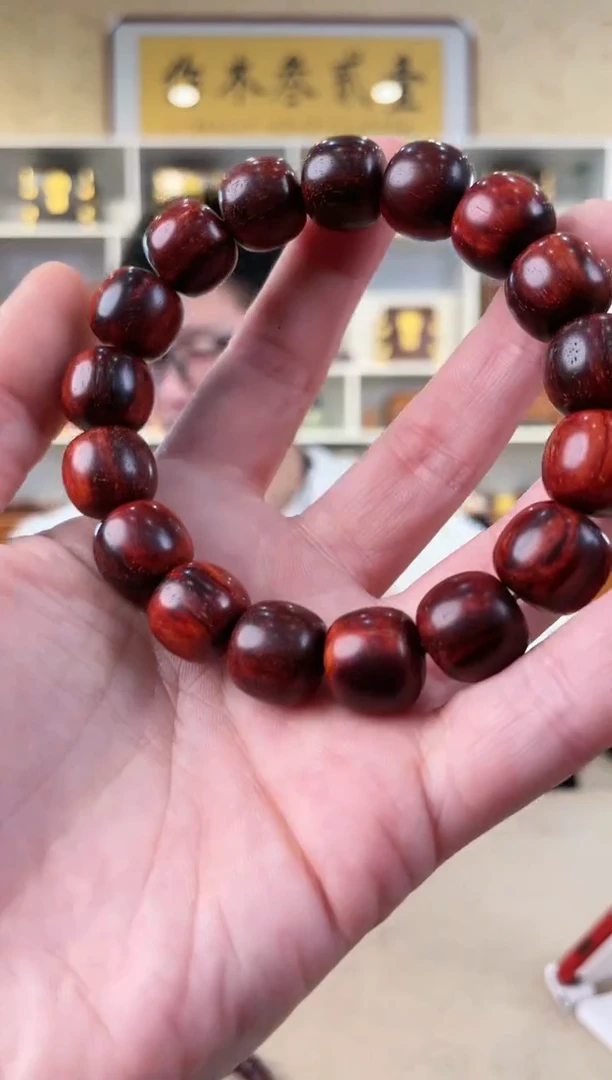 【闪购商品】檀香紫檀（小叶紫檀）老型单圈手串 13*14