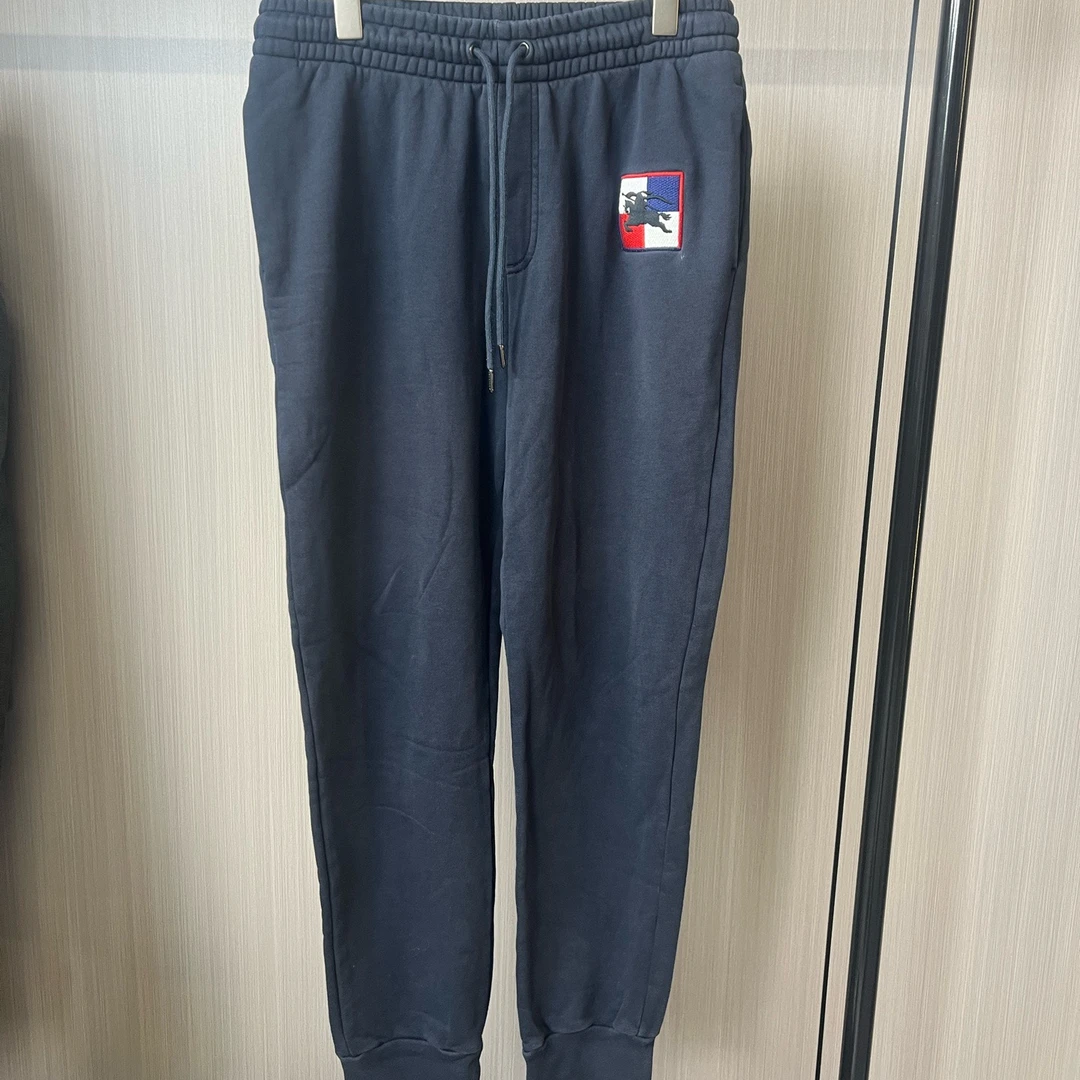 95新 BURBERRY/博柏利 战马刺绣 藏青色 休闲卫裤 M码 Y01183