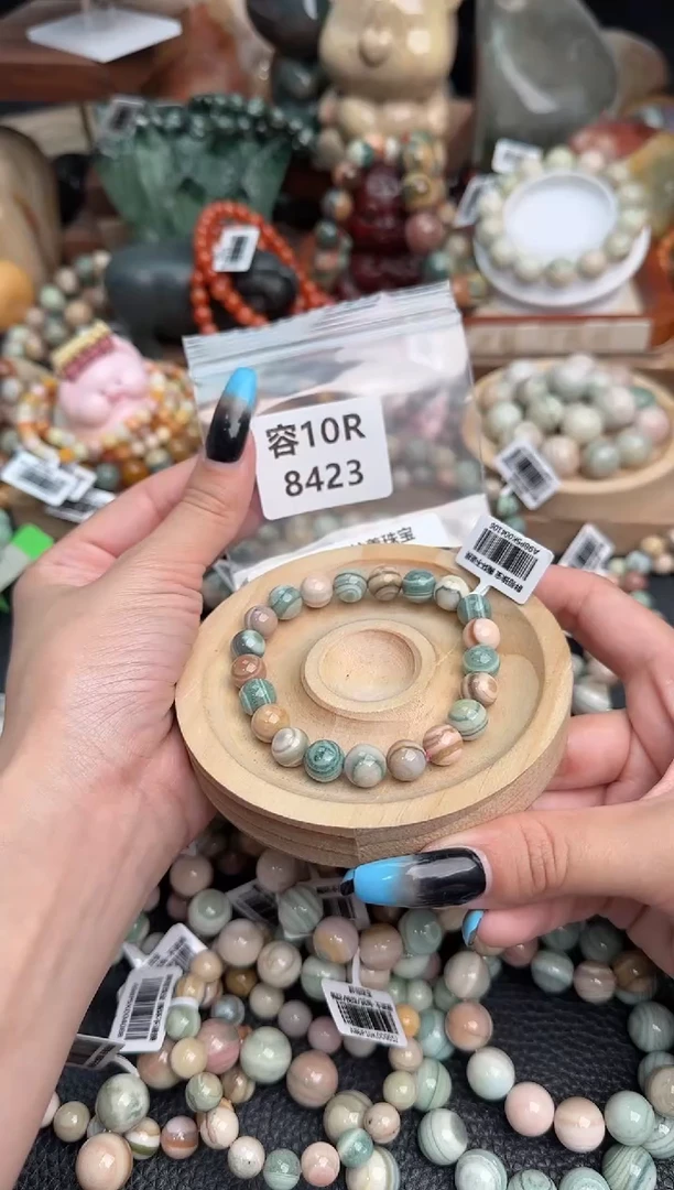 【闪购商品】石英质玉手链未镶嵌10R8423