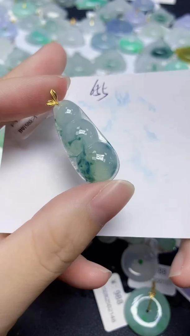 颈饰18K金镶嵌翡翠天然缅甸翡翠A货翡翠百元以上9元证书费自理