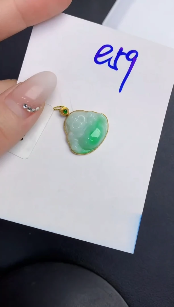 【闪购商品】翡翠颈饰18K金镶嵌0000000000