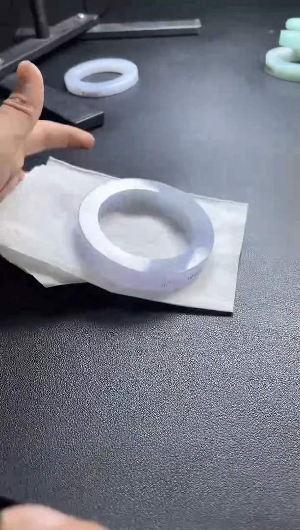 未镶嵌毛胚定制翡翠冰**点发一件